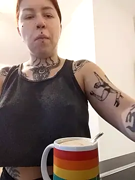 divine eve online show from 10/26/25, 01:06