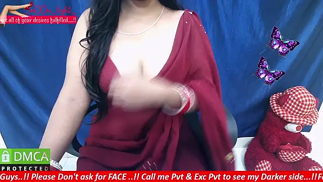 Snapshot of _mOOn_light_ chatting on 01/01/25, 12:44 mOOn light online show from 01/01/25, 12:44