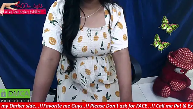 Snapshot of _mOOn_light_ chatting on 01/06/25, 08:14 mOOn light online show from 01/06/25, 08:14