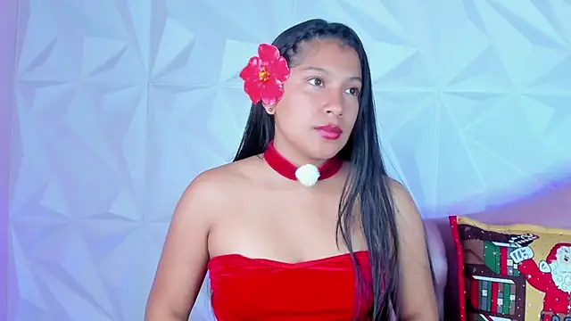 Snapshot of LinnaGardenia chatting on 12/14/24, 01:49 LinnaGardenia online show from 12/14/24, 01:49