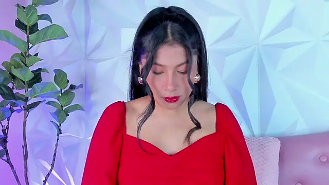 Snapshot of LinnaGardenia chatting on 02/01/25, 02:02 LinnaGardenia online show from 02/01/25, 02:02