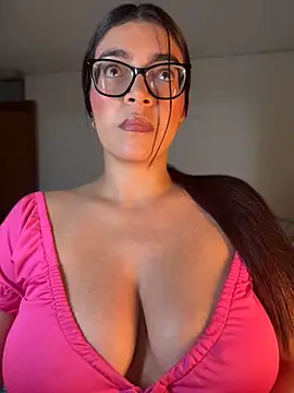 kathii95 online show from 05/18/26, 01:35