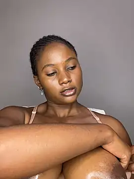 Snapshot of chocogirl01 chatting on 02/22/25, 05:57 chocogirl01 online show from 02/22/25, 05:57