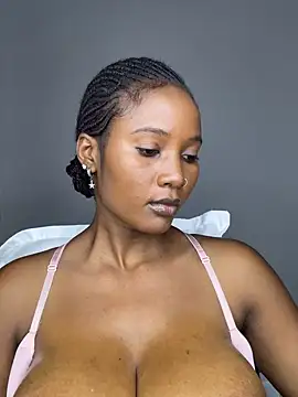 Snapshot of chocogirl01 chatting on 03/01/25, 07:37 chocogirl01 online show from 03/01/25, 07:37