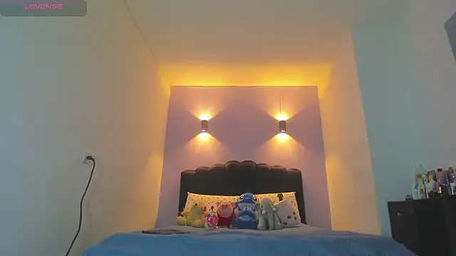 Sofia Clauss  online show from 03/14/26, 04:07