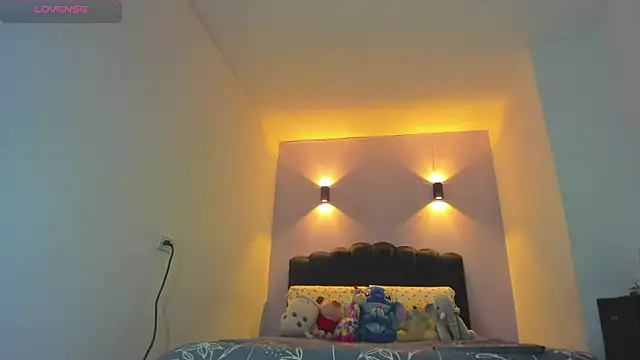 Sofia Clauss  online show from 03/22/26, 04:49