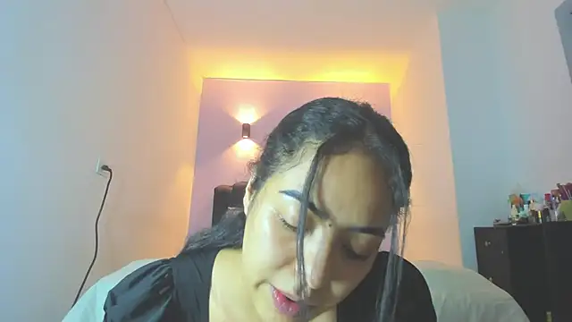 Snapshot of Sofia_Clauss_ chatting on 04/30/26, 05:25 Sofia Clauss online show from 04/30/26, 05:25