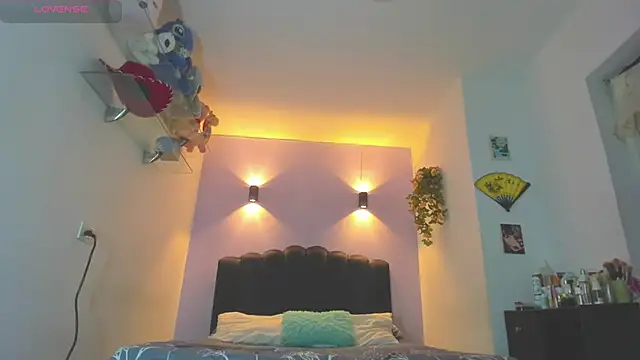 Snapshot of Sofia_Clauss_ chatting on 05/30/26, 04:31 Sofia Clauss online show from 05/30/26, 04:31