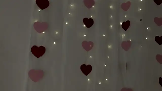 Snapshot of gabriela_duarte1 chatting on 02/15/25, 03:42 gabriela duarte1 online show from 02/15/25, 03:42