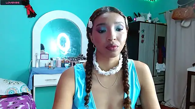 Snapshot of sensitive_brunette chatting on 11/12/25, 02:34 sensitive brunette online show from 11/12/25, 02:34