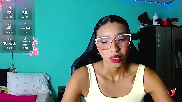 sensitive brunette online show from 06/09/26, 12:00