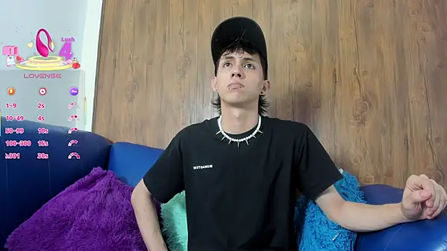 Snapshot of JeanRam18 chatting on 03/19/25, 07:27 JeanRam18 online show from 03/19/25, 07:27