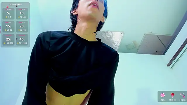 Snapshot of JeanRam18 chatting on 09/19/25, 07:03 JeanRam18 online show from 09/19/25, 07:03