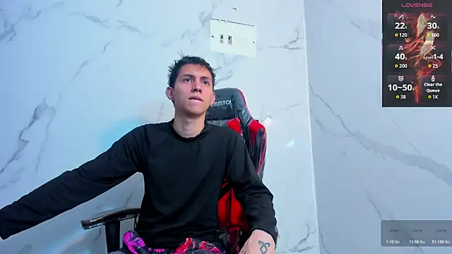 Snapshot of JeanRam18 chatting on 02/24/26, 01:31 JeanRam18 online show from 02/24/26, 01:31