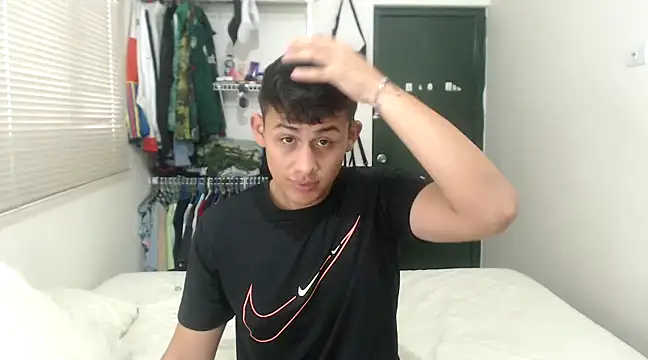 Snapshot of StivMike01 chatting on 01/21/25, 09:57 StivMike01 online show from 01/21/25, 09:57