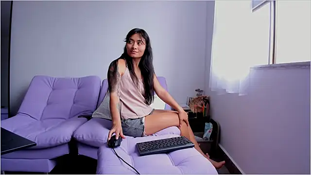 Lauren A online show from 09/12/25, 07:36