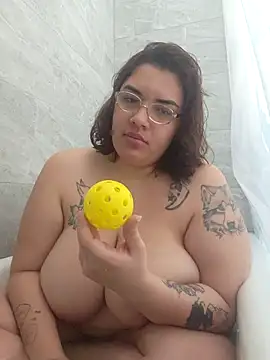 WitchiKitti online show from 03/15/26, 05:46