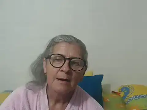 Snapshot of candy_mature_ chatting on 01/19/25, 11:10 candy mature online show from 01/19/25, 11:10