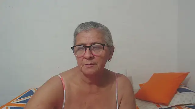 Snapshot of candy_mature_ chatting on 02/18/25, 11:08 candy mature online show from 02/18/25, 11:08