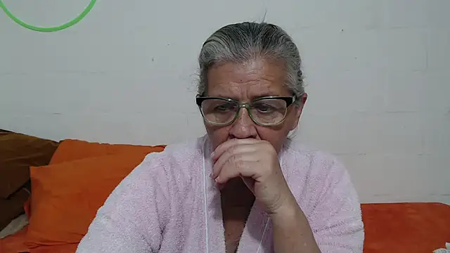 candy mature  online show from 12/19/25, 10:28