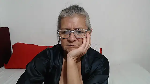 candy mature  online show from 05/15/26, 11:39