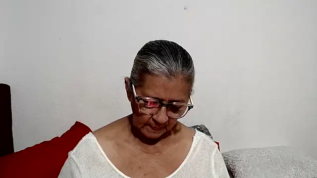 candy mature  online show from 05/24/26, 12:37