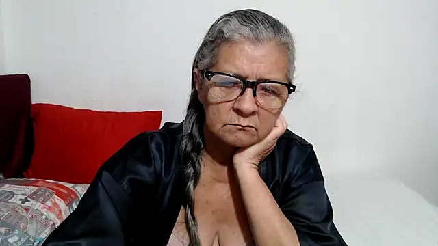 candy mature  online show from 05/28/26, 11:07