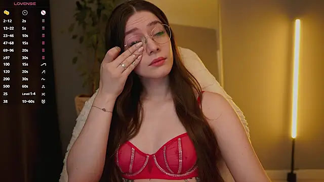 Ester Hill online show from 02/14/26, 02:52