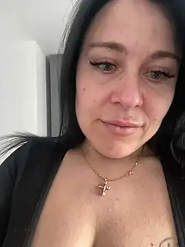 Snapshot of CuteNata chatting on 03/08/25, 11:48 CuteNata online show from 03/08/25, 11:48