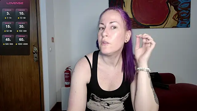 Snapshot of gennyrock chatting on 03/07/25, 10:43 gennyrock online show from 03/07/25, 10:43