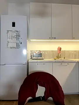 Snapshot of Little_Forest_ELF chatting on 11/27/25, 10:28 Little Forest ELF online show from 11/27/25, 10:28