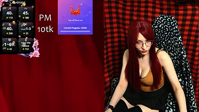 ElliMoor online show from 10/21/25, 10:49