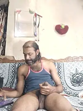 Snapshot of BadBoySmoker7070 chatting on 05/18/26, 10:43 BadBoySmoker7070 online show from 05/18/26, 10:43
