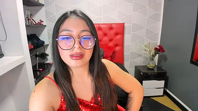 Snapshot of MiaWils_ chatting on 02/04/25, 01:13 MiaWils online show from 02/04/25, 01:13