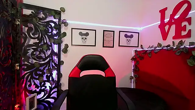 moon sunflower online show from 02/04/25, 08:02