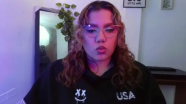 moon sunflower online show from 05/31/26, 10:00