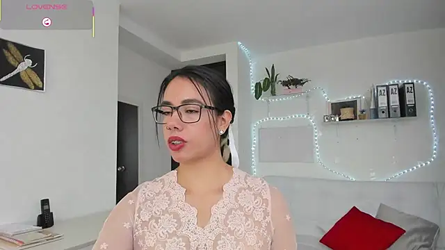 Snapshot of susana_monroy chatting on 07/27/26, 06:26 susana monroy online show from 07/27/26, 06:26
