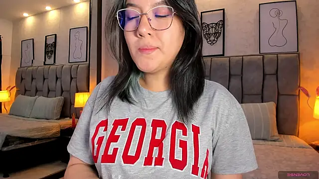 sweet--emily online show from 12/22/24, 11:11