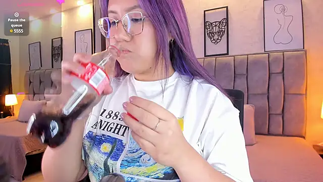 sweet--emily online show from 01/23/25, 09:18