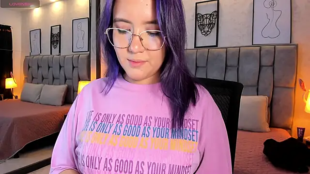 sweet--emily online show from 02/08/25, 06:43