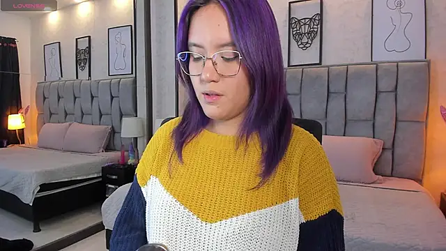 sweet--emily online show from 02/14/25, 08:31