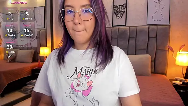 sweet--emily online show from 03/04/25, 04:17