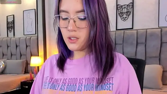 sweet--emily online show from 03/07/25, 03:19