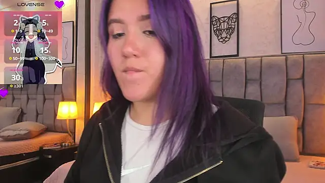 sweet--emily online show from 03/13/25, 09:21