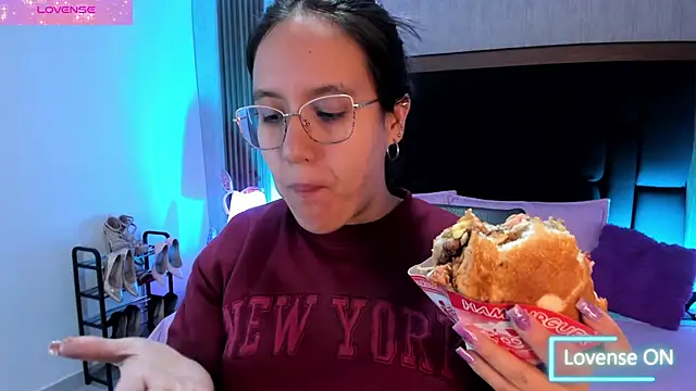 sweet--emily online show from 10/14/25, 04:13