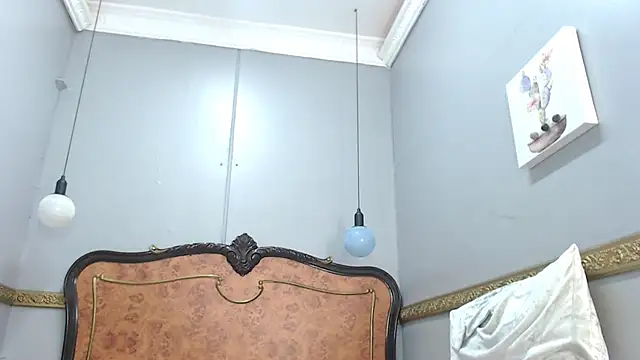 Snapshot of MilanZaire chatting on 01/30/25, 02:27 MilanZaire online show from 01/30/25, 02:27