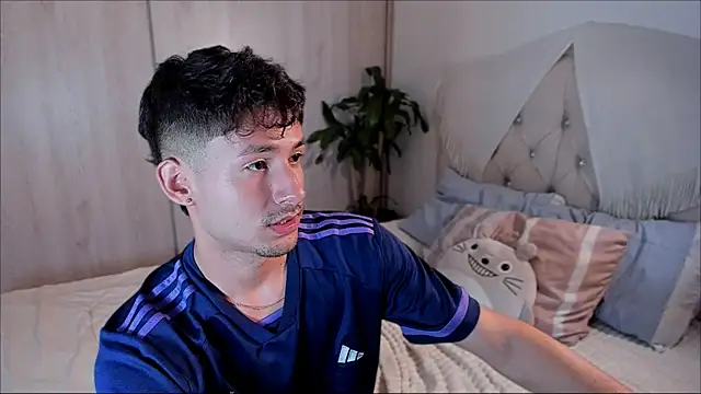 dimitri targaryen online show from 09/22/25, 09:22