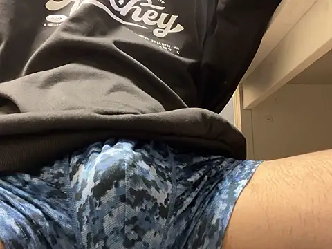 Snapshot of lkun9 chatting on 11/08/25, 03:39 lkun9 online show from 11/08/25, 03:39