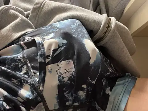 Snapshot of lkun9 chatting on 02/11/26, 08:52 lkun9 online show from 02/11/26, 08:52