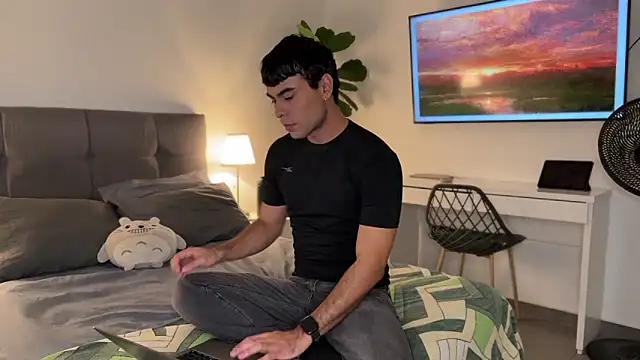 Snapshot of oliversstream chatting on 11/18/25, 01:55 oliversstream online show from 11/18/25, 01:55